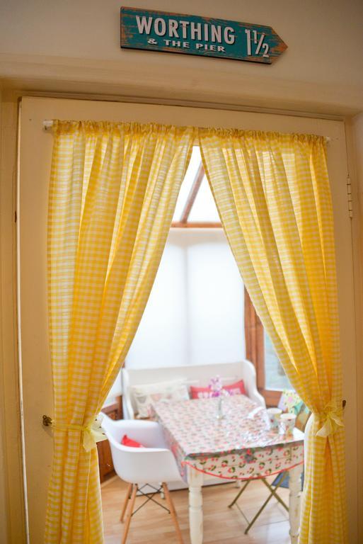 Queens Apartment Worthing Exterior foto