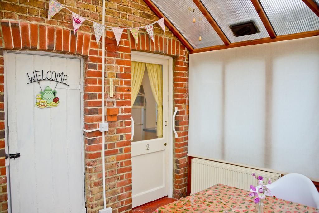 Queens Apartment Worthing Exterior foto